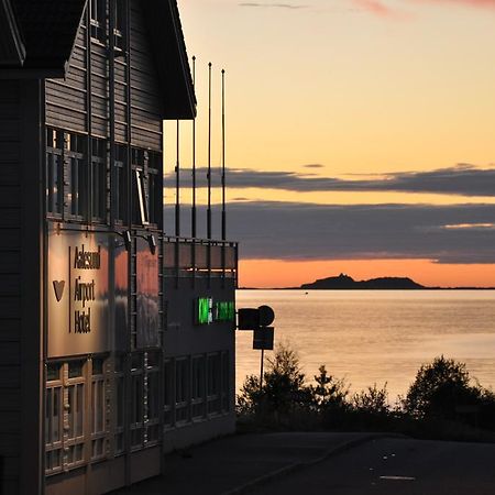 Ytterland Aalesund Airport Hotel מראה חיצוני תמונה
