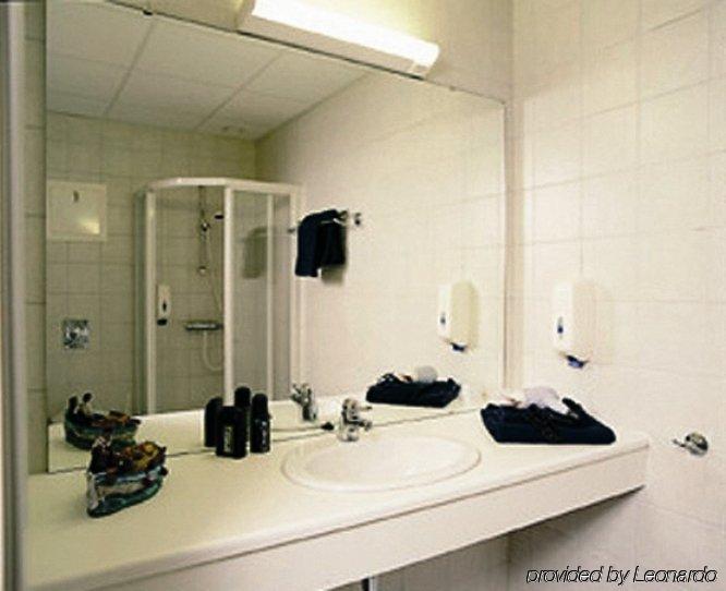 Ytterland Aalesund Airport Hotel חדר תמונה