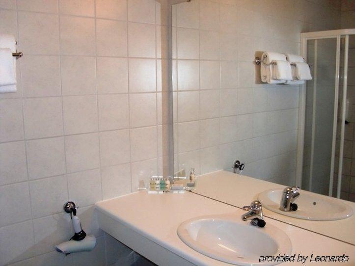 Ytterland Aalesund Airport Hotel חדר תמונה