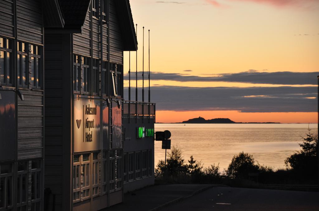 Ytterland Aalesund Airport Hotel מראה חיצוני תמונה