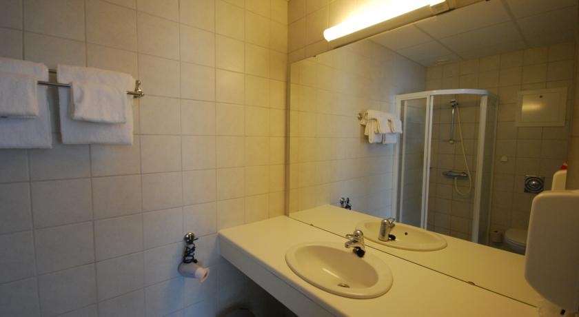 Ytterland Aalesund Airport Hotel חדר תמונה